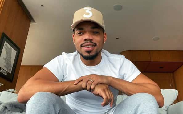 Social Media Reacts To Chance The Rapper Supporting Kanye West!