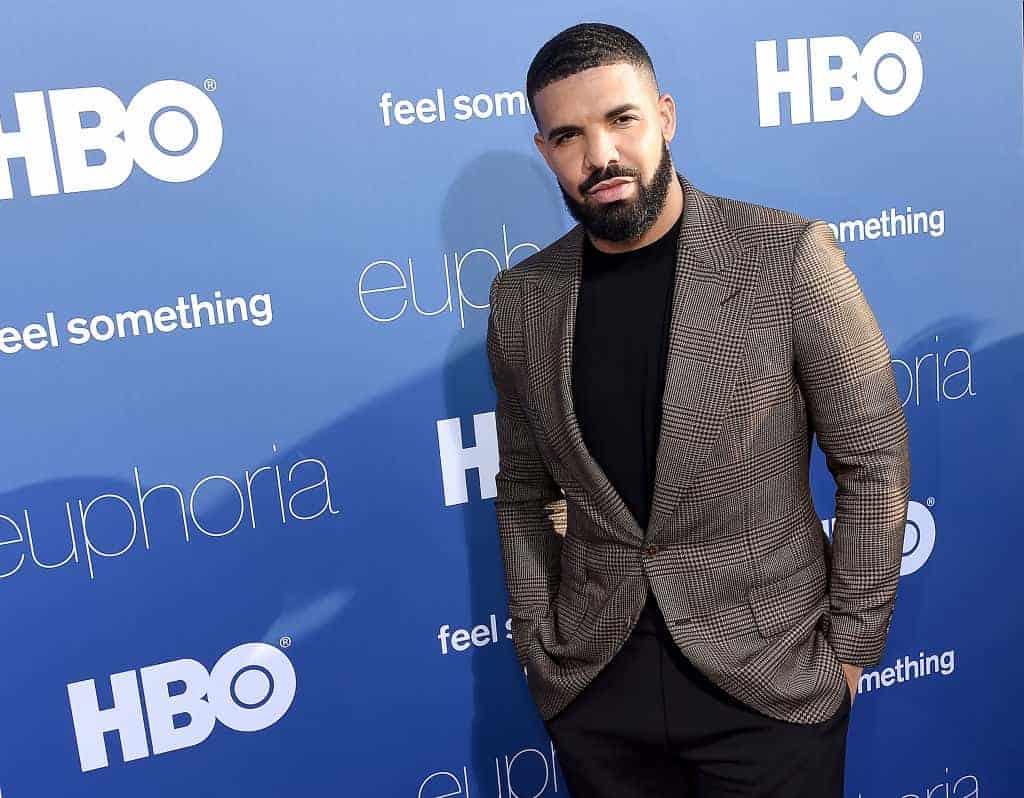 DAMNNN! Drake's OVO Store Has Been Vandalized In Los Angeles