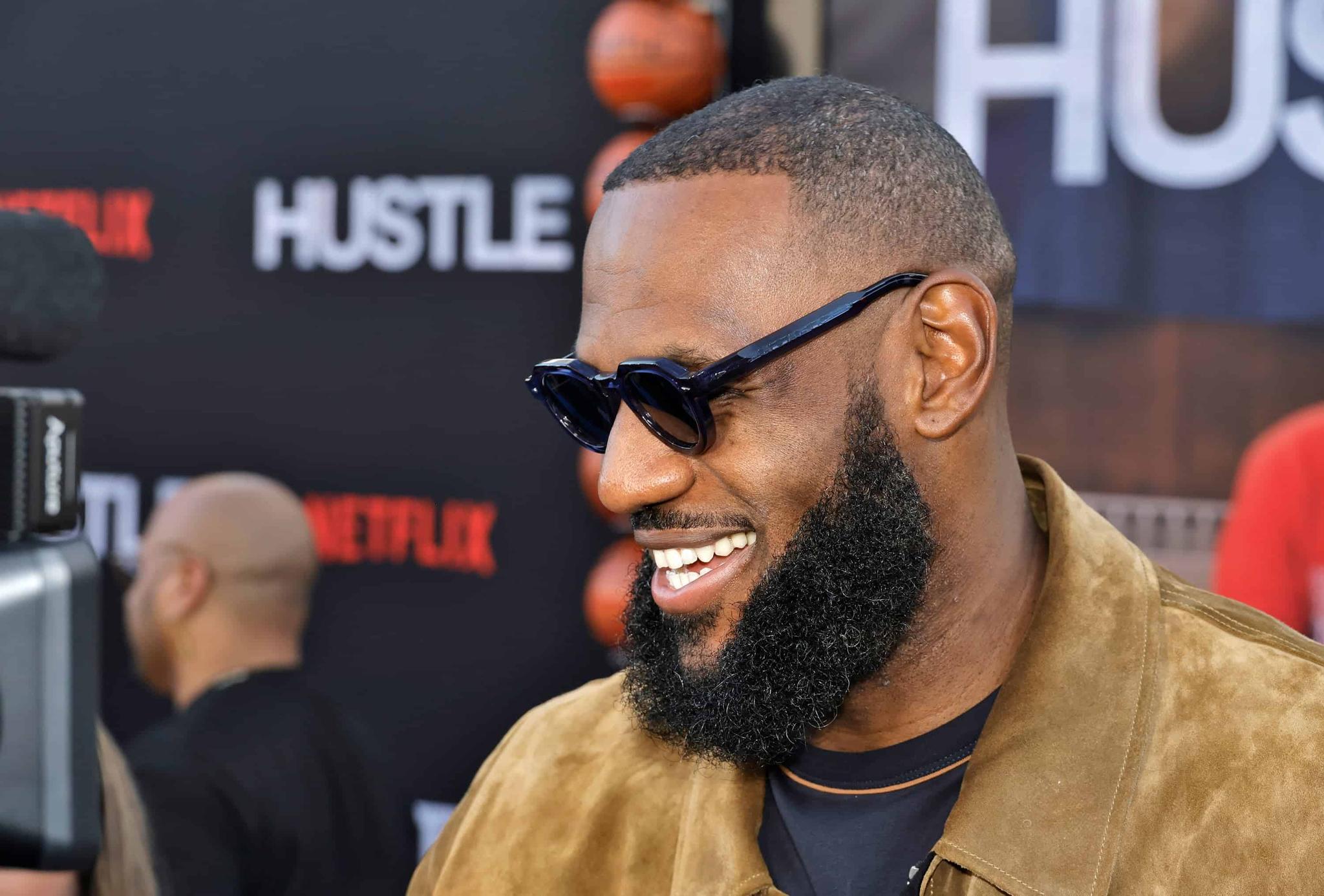 LeBron James Pens Sweet Note To His Daughter Who Showed Off A Catwalk In Heels