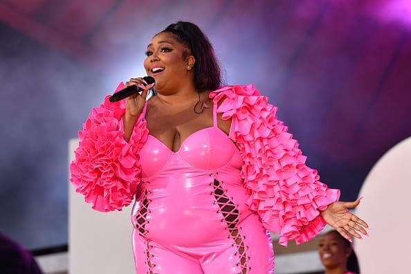 Lizzo Goes CRAZY After Meeting Chris Brown Backstage At Millennium Tour