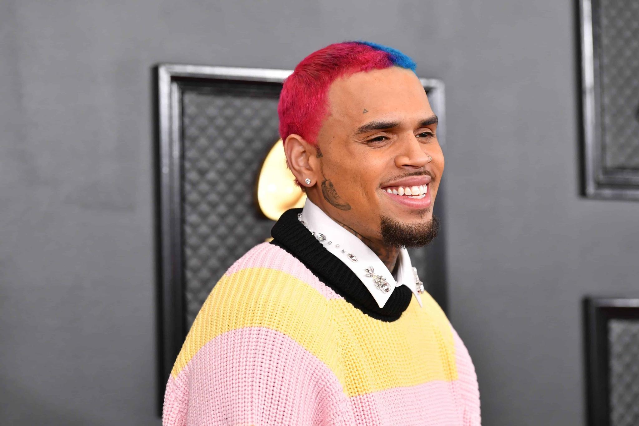 Chris Brown Seemingly Congratulates Rihanna Following Superbowl Performance