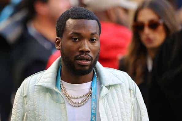 The Reason Social Media Is Saying Meek Mill Isn’t Allowed In Philly + He Reacts!