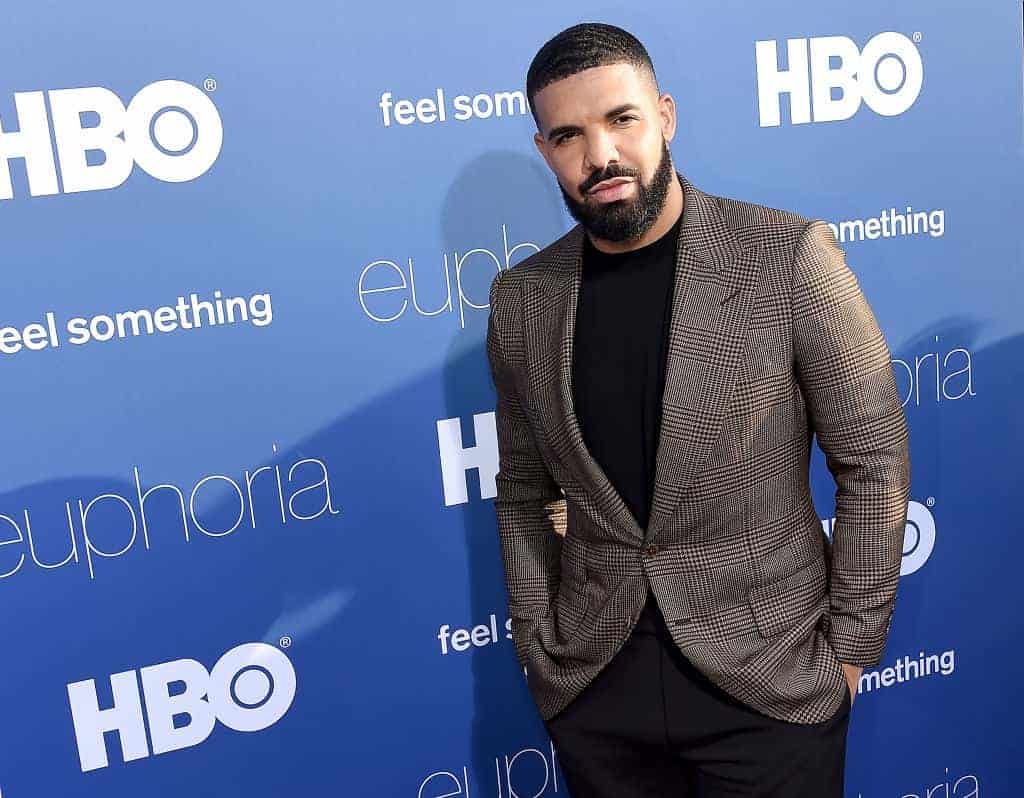 DAMNNN! Drake's OVO Store Has Been Vandalized In Los Angeles