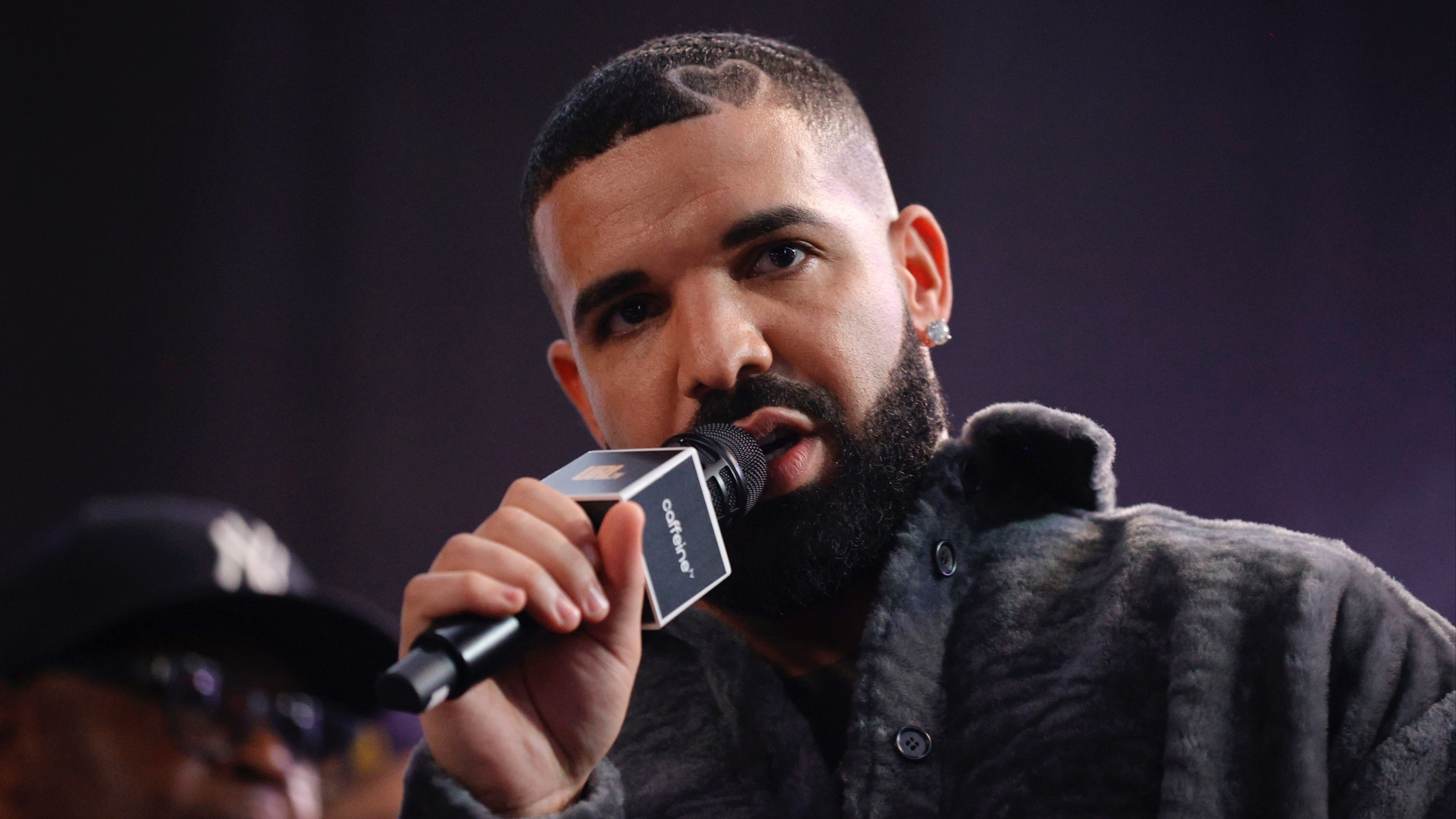 Drake Addresses Viral Young Thug/Mariah The Scientist Jail Call Video